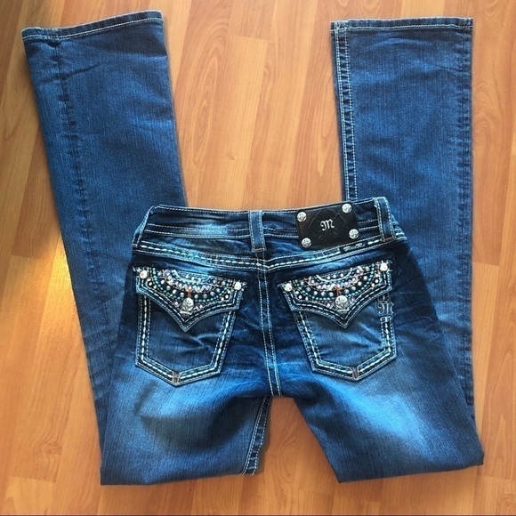 Miss Me Signature Boot Jeans - Picture 1 of 16